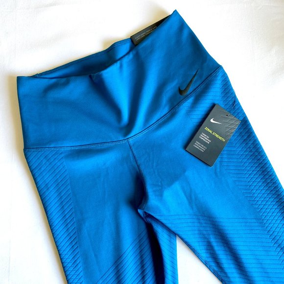 New Nike Zonal Strength Capri Tights - Picture 2 of 10